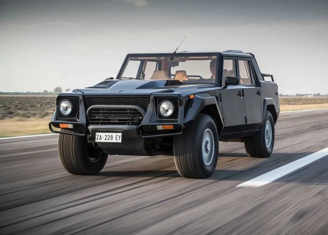 Lamborghini LM002: The Iconic Off - Road Beast That Redefined Automotive Norms